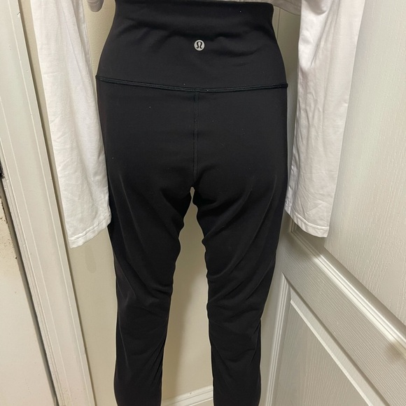Lululemon great conditions Athletic pants - Picture 2 of 11